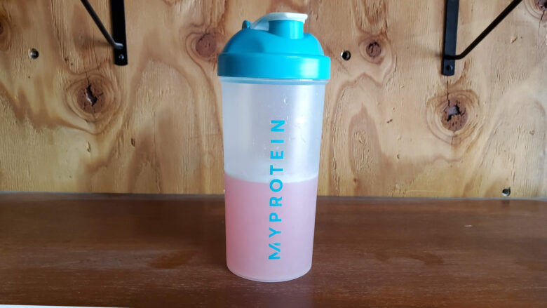 マイプロテイン　EAAラズベリーレモネード500gピーチマンゴー500gセット 激ウママイプロテインEAAラズベリーレモネード味のレビュー | 「ぶ